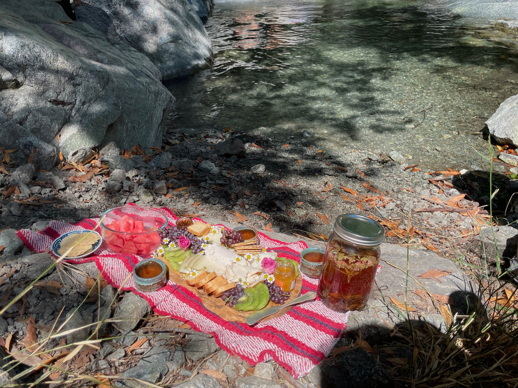 New Moon in Scorpio: Tea Ceremony & Water Meditation